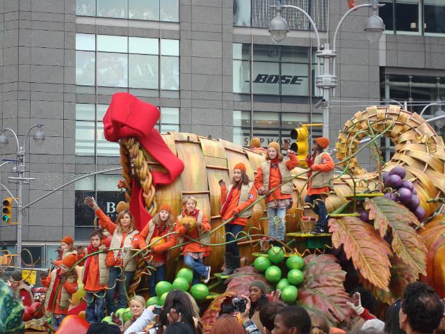 2009 Thanksgiving Parade-221